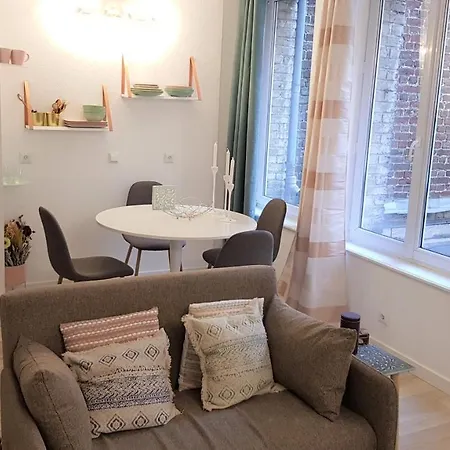 Little - Penelope アパート *