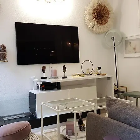 Apartment Little - Penelope Lille