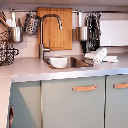 アパート Little - Penelope